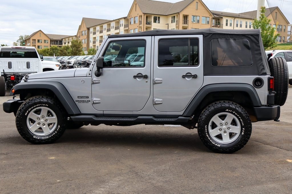 2015 Jeep Wrangler Unlimited Sport photo 4