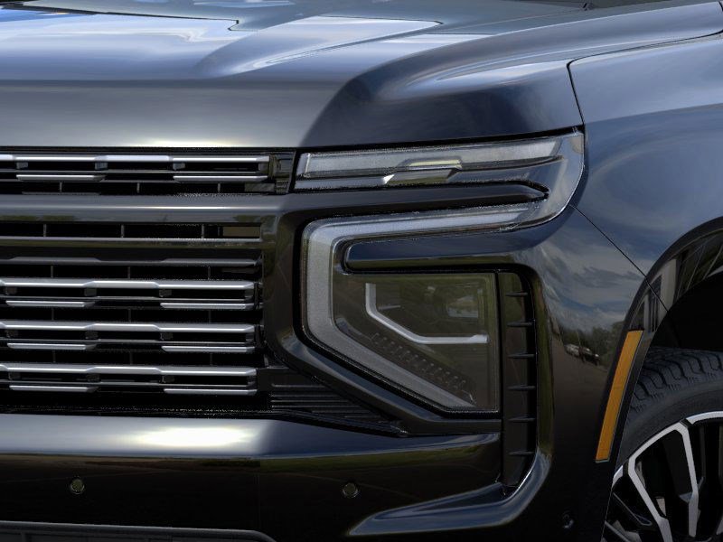 2026 Chevrolet Suburban High Country photo 6