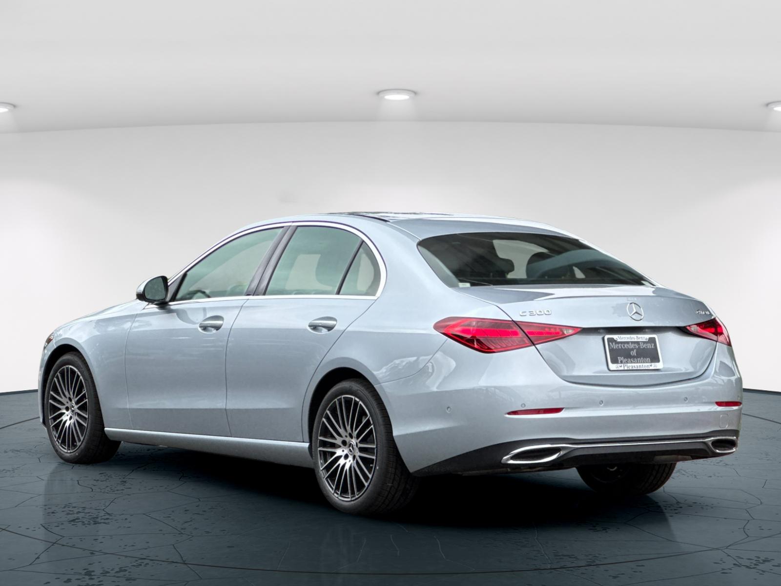 2025 Mercedes Benz C 300 4MATIC photo 4