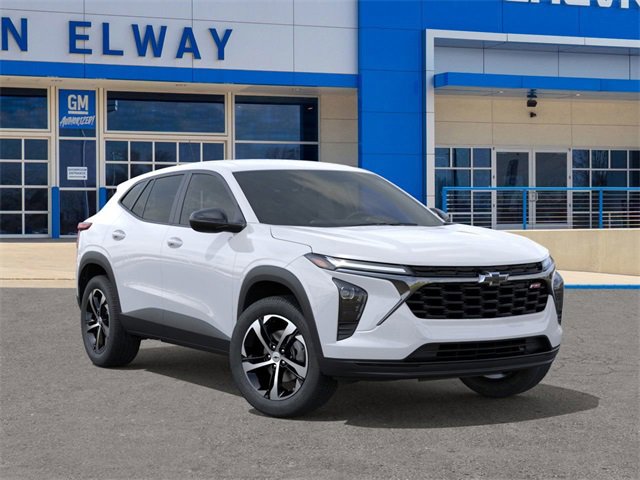 2026 Chevrolet Trax photo 2
