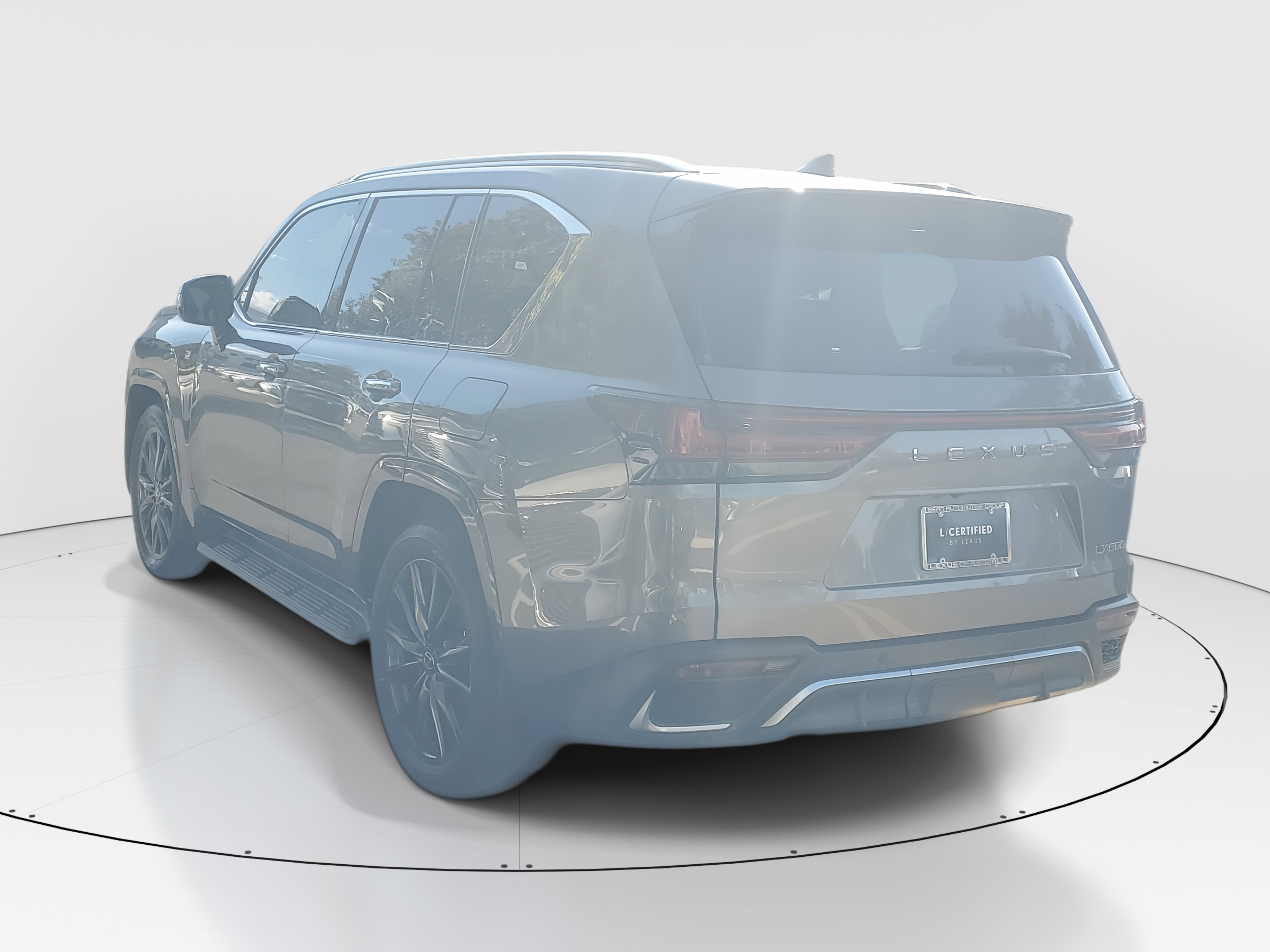 2024 Lexus LX 600 F SPORT photo 3