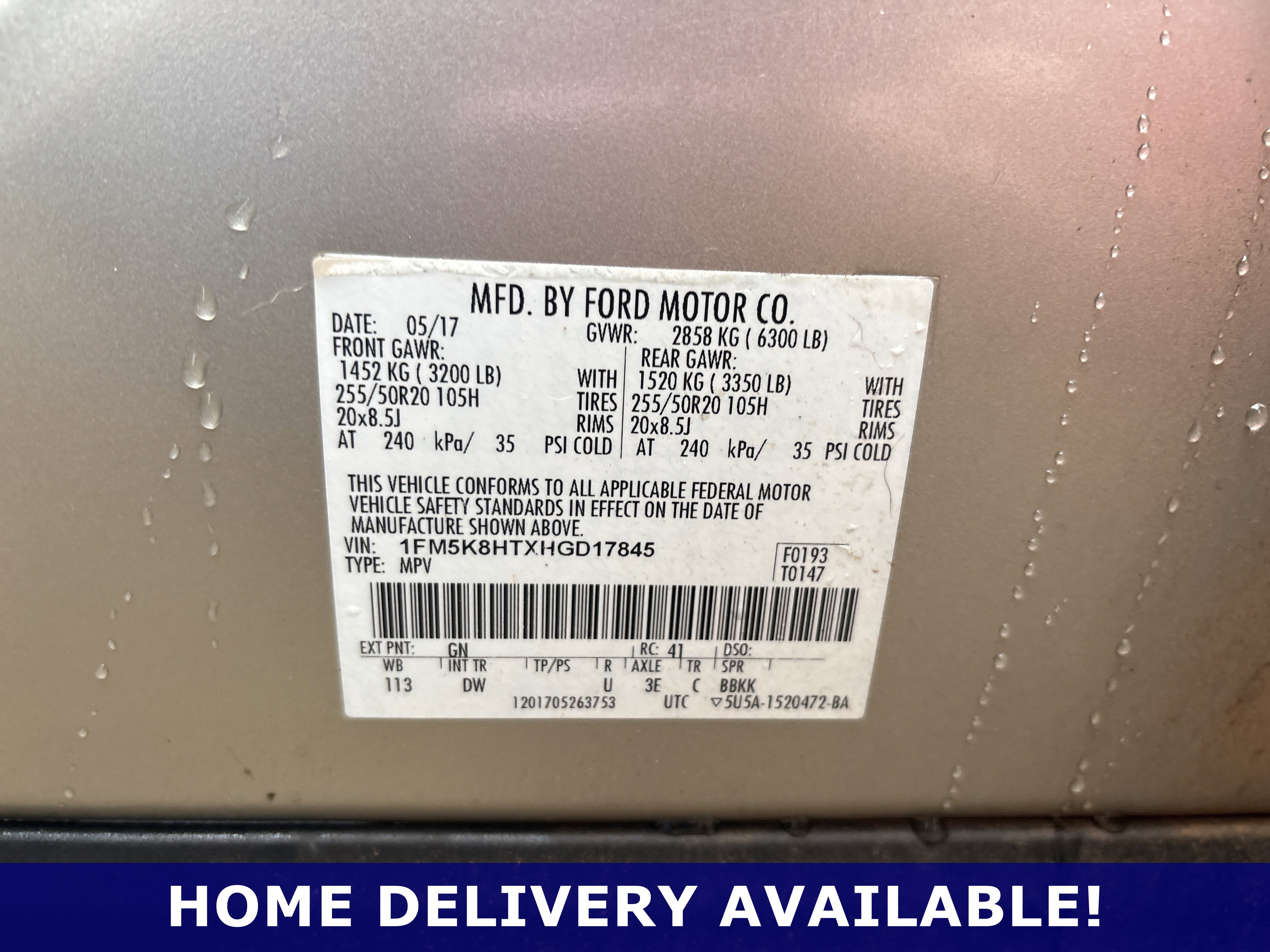 2017 Ford Explorer Platinum's photo