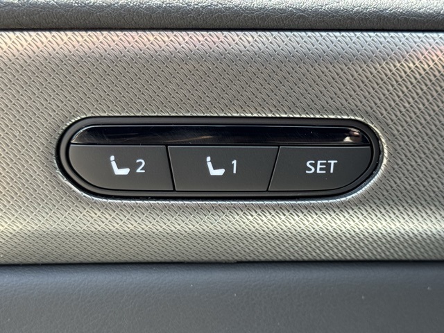 2026 Infiniti QX60 Luxe photo 7