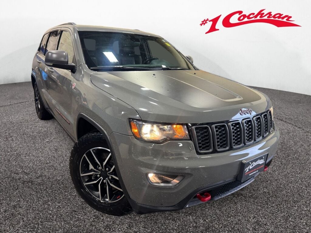 2021 Jeep Grand Cherokee Trailhawk's photo
