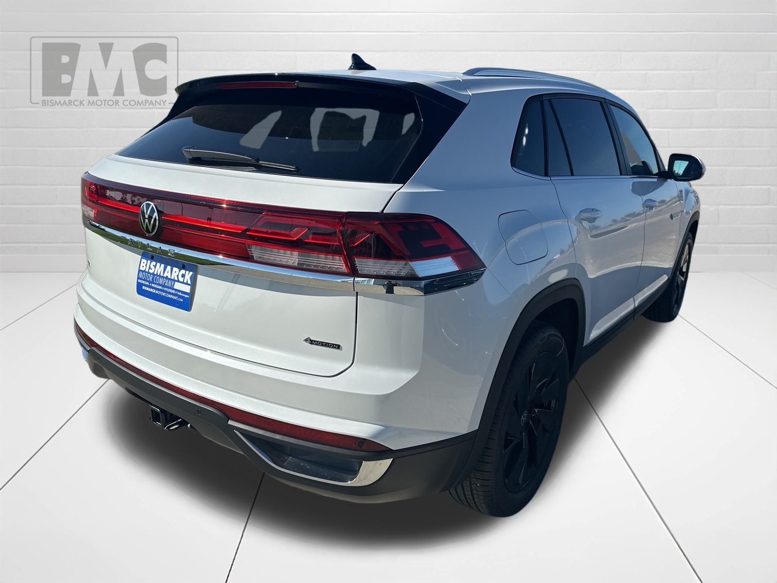 2026 Volkswagen Atlas Cross Sport SE Technology photo 4