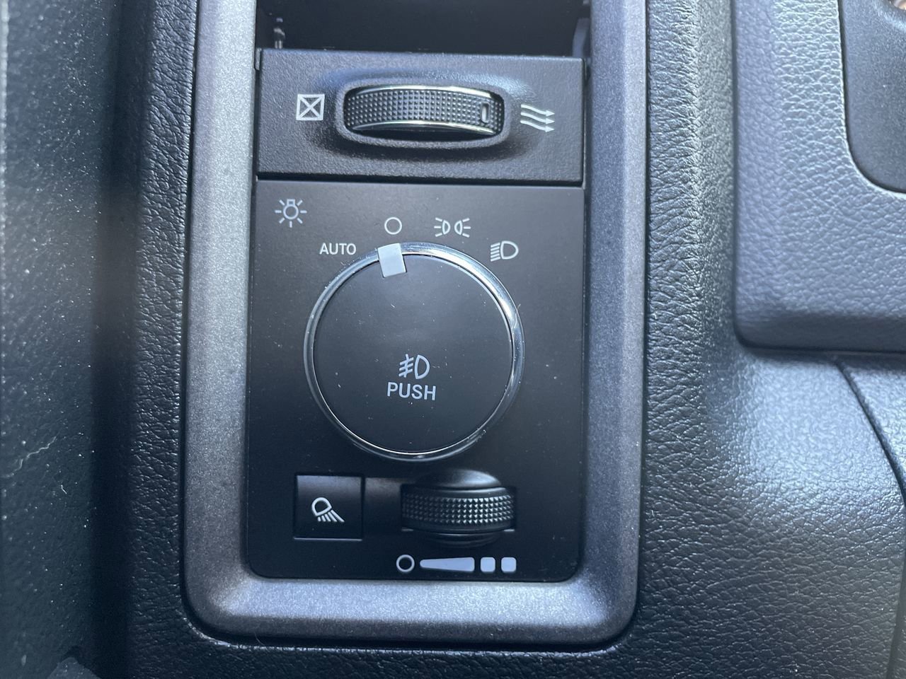 2018 Ram 1500 Express photo 23