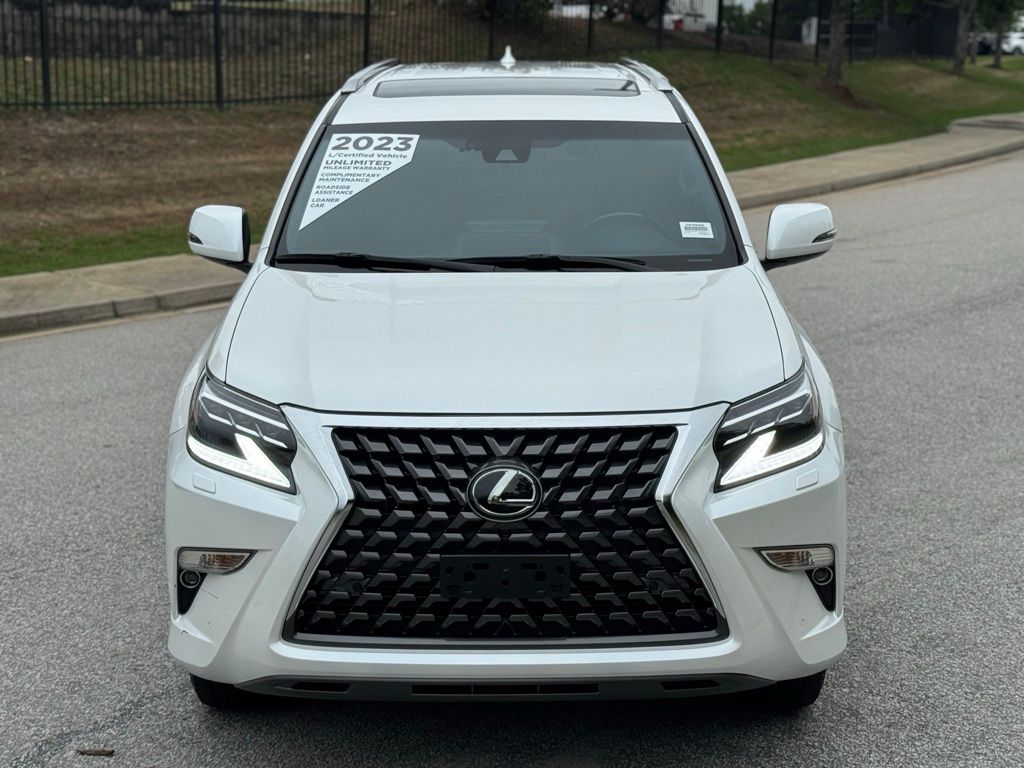 2023 Lexus GX 460 photo 3