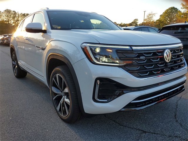 2025 Volkswagen Atlas Cross Sport SEL Premium R-Line photo 3