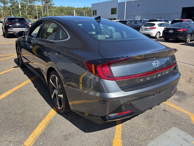 2022 Hyundai Sonata SEL Plus photo 7