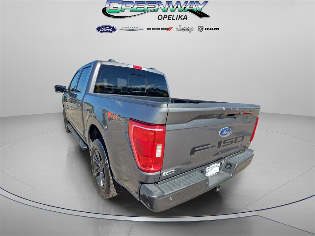 2023 Ford F-150 XLT photo 3