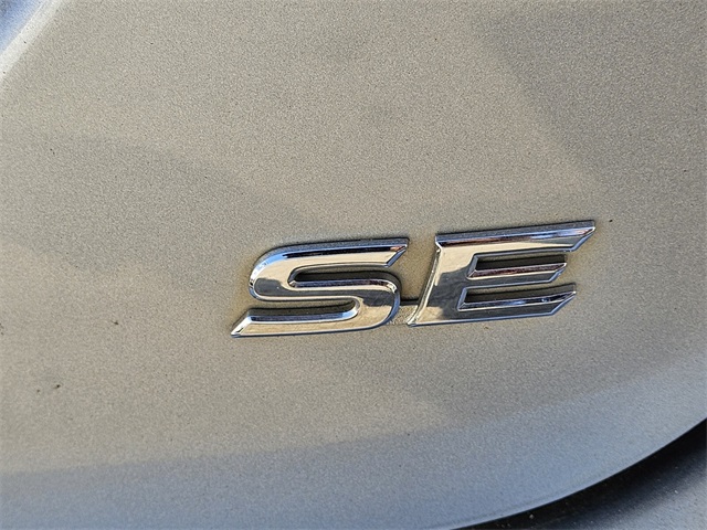 2018 Toyota Camry SE photo 11