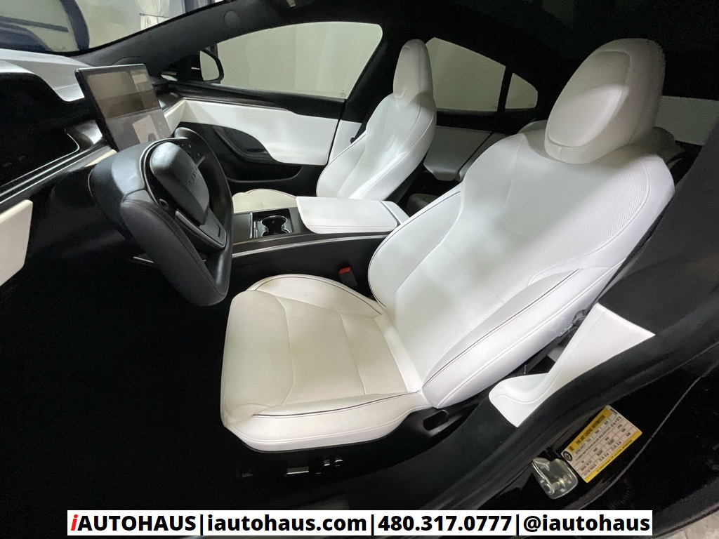 2023 Tesla Model S Plaid photo 13