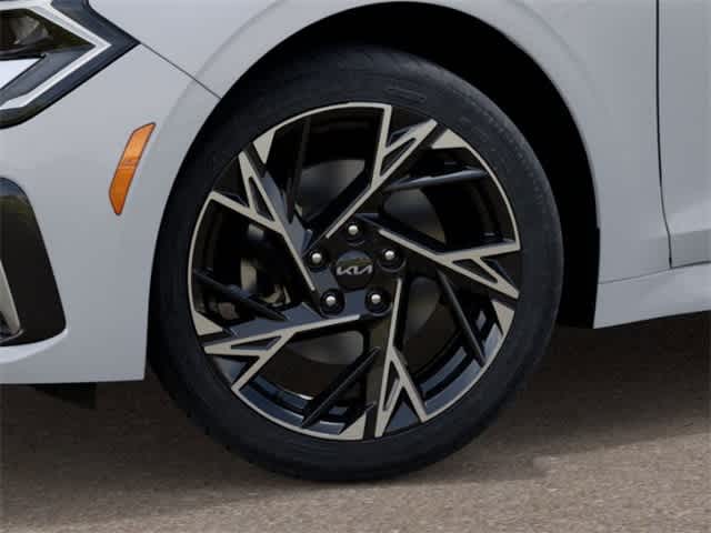 2026 Kia K5 GT-Line photo 9