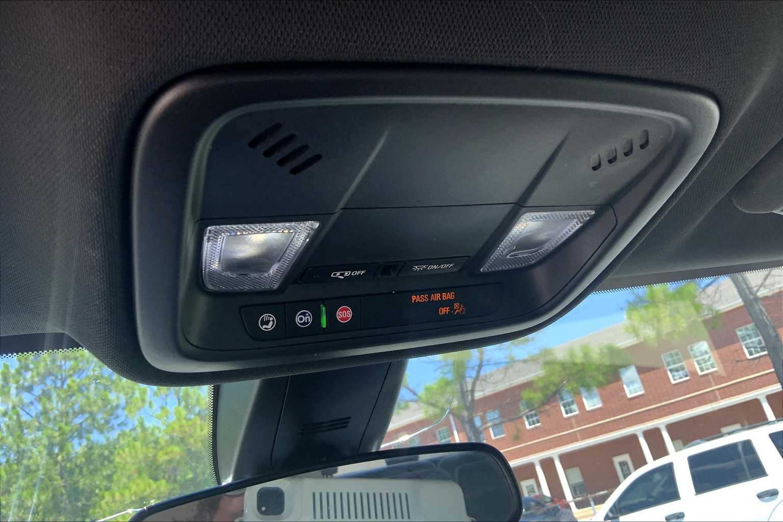 2022 Chevrolet Traverse L photo 28