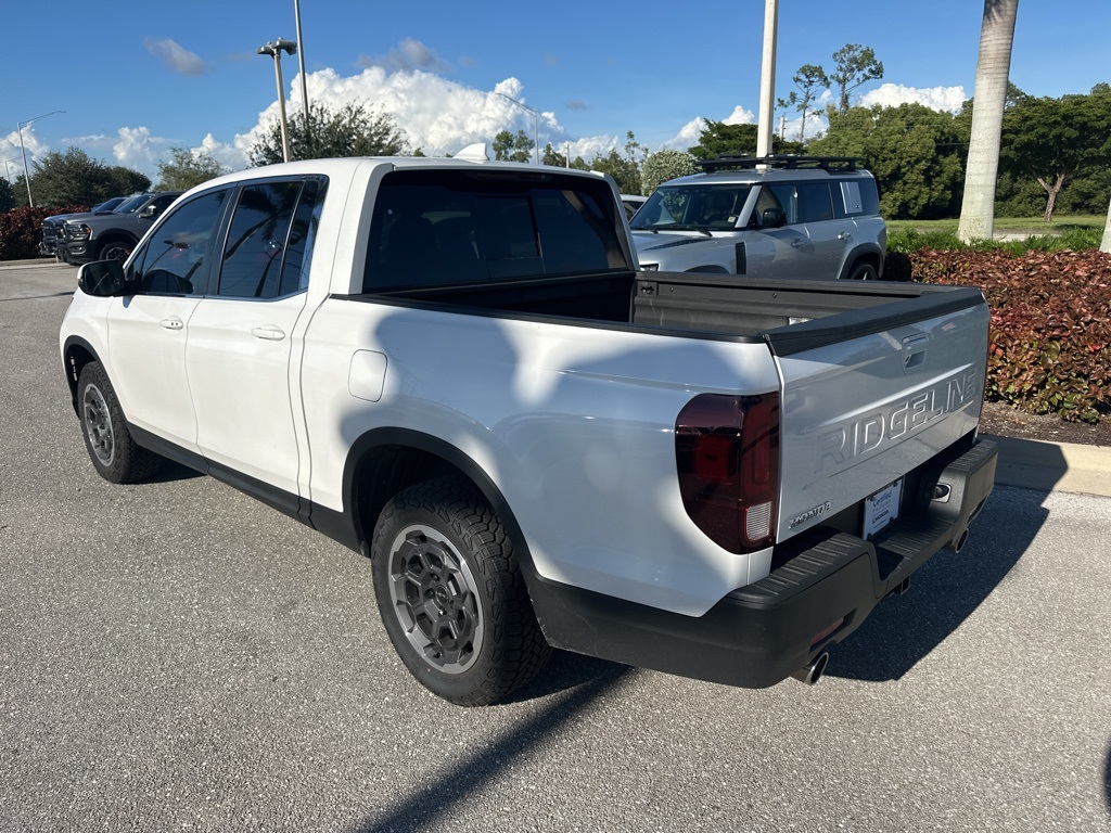 2024 Honda Ridgeline RTL photo 6