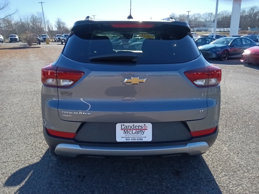 2021 Chevrolet Trailblazer LT photo 4