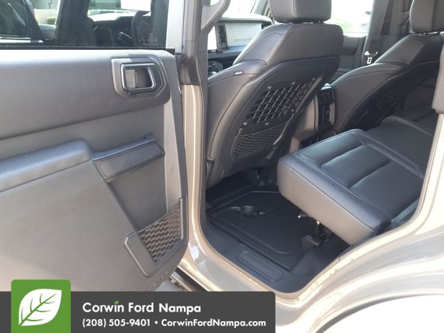 New 2025 Marsh Gray Ford Badlands image 25