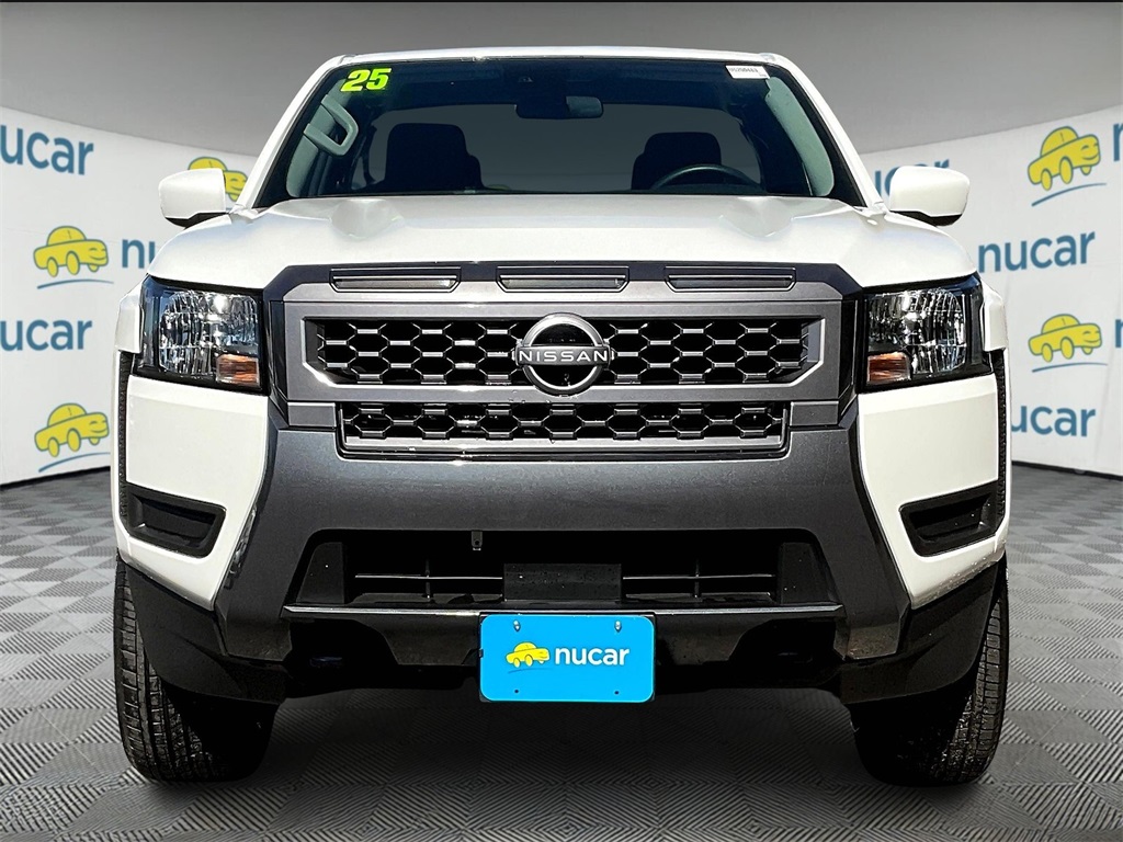 2025 Nissan Frontier SV photo 2