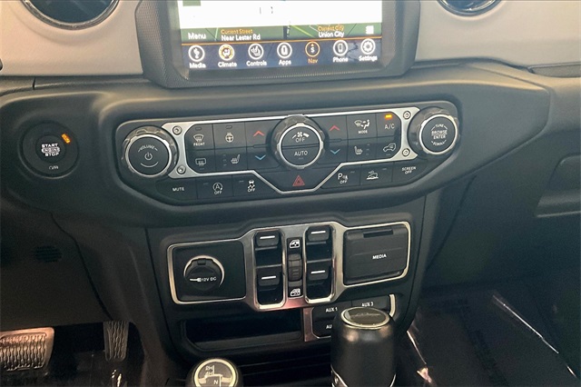 2021 Jeep Gladiator High Altitude photo 14