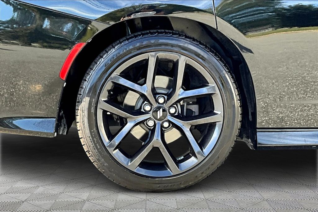 2019 Dodge Charger R/T photo 31