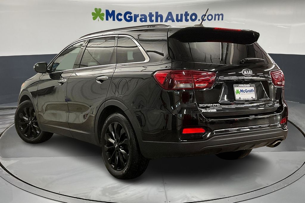 2020 Kia Sorento S photo 3