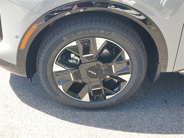 2026 Kia Sportage photo 3