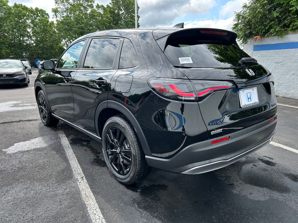 2026 Honda HR-V Sport photo 3