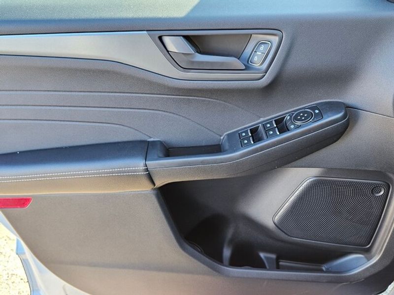 2025 Ford Escape Active photo 28
