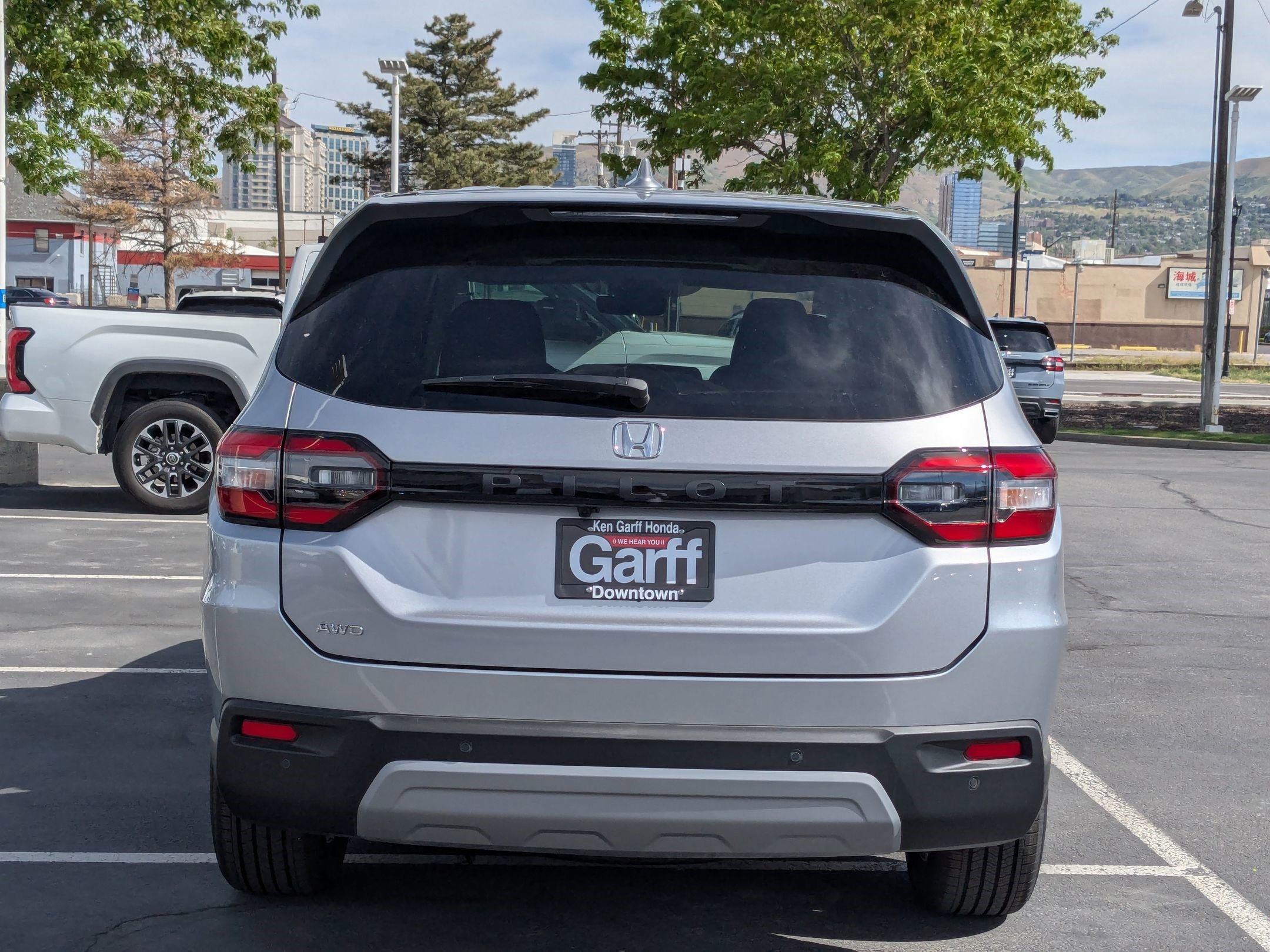 2025 Honda Pilot EX-L photo 4