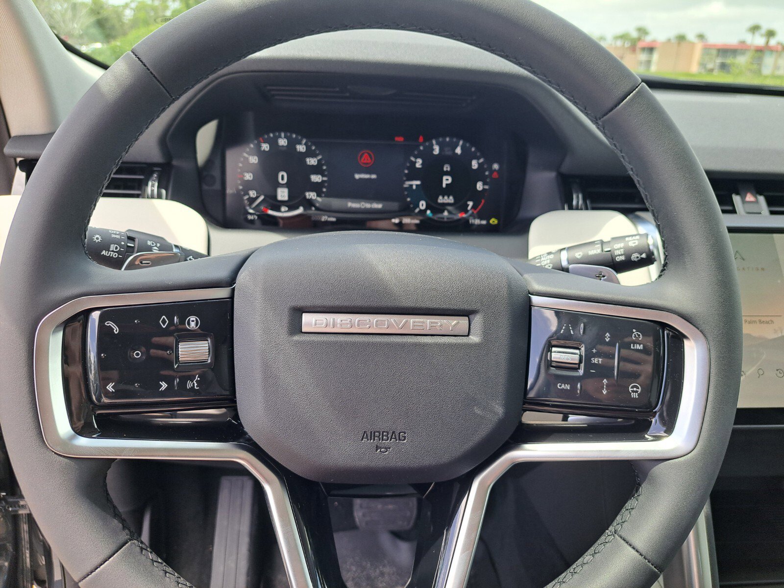 2025 Land Rover Discovery Sport S photo 11