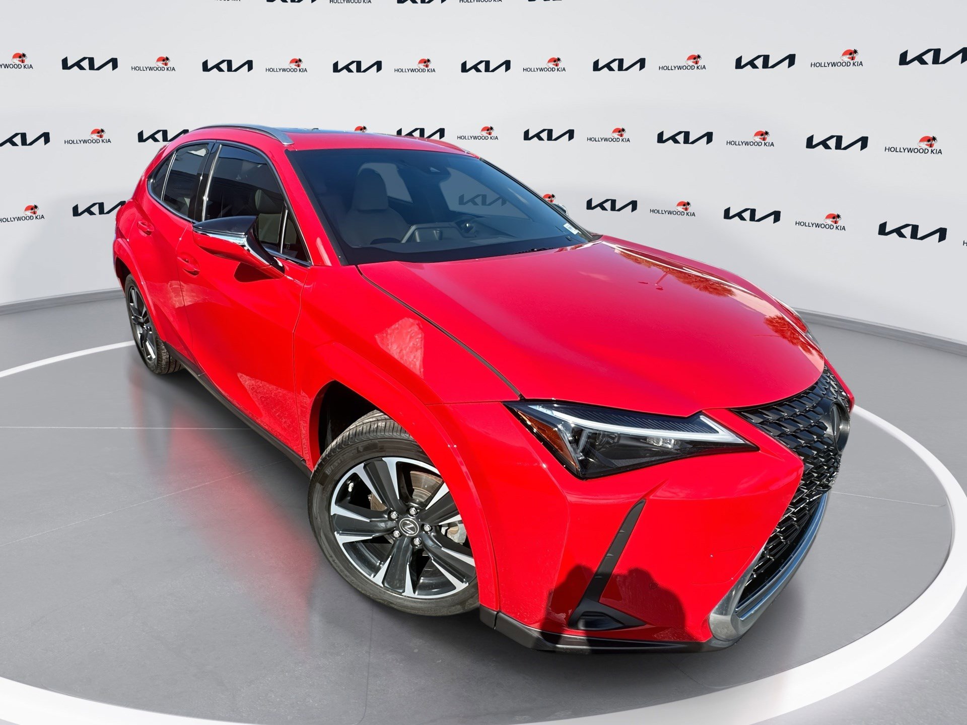 2023 Lexus UX Hybrid 250h Premium's photo