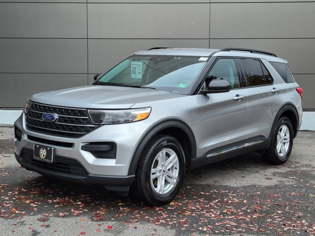 2023 Ford Explorer XLT's photo