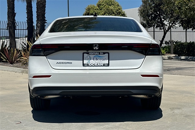 2025 Honda Accord SE photo 4