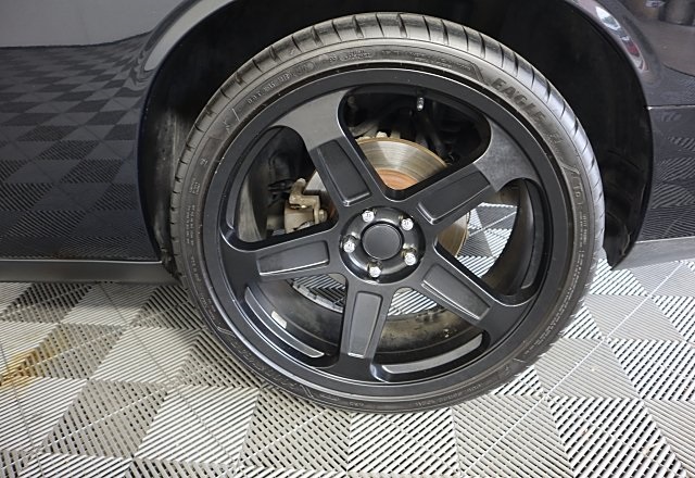 2014 Dodge Challenger R/T photo 10