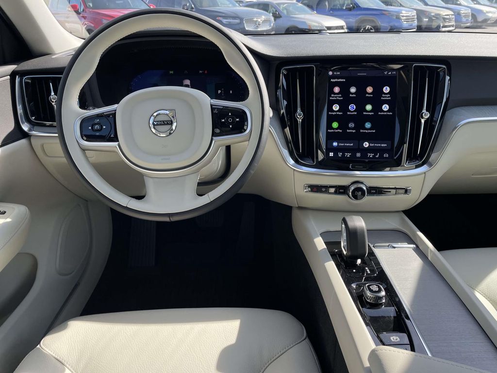 2026 Volvo V60 Cross Country B5 AWD Plus photo 3