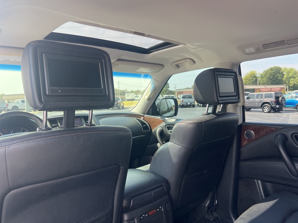 2017 Nissan Armada Platinum photo 10