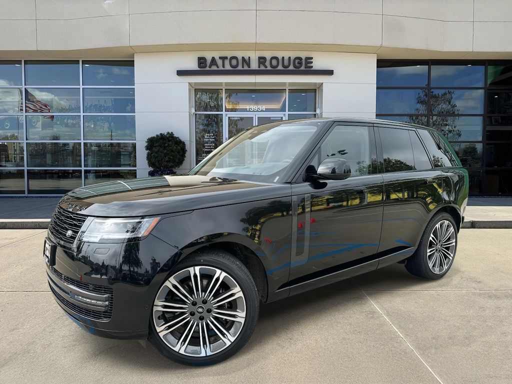 2025 Land Rover Range Rover SE's photo