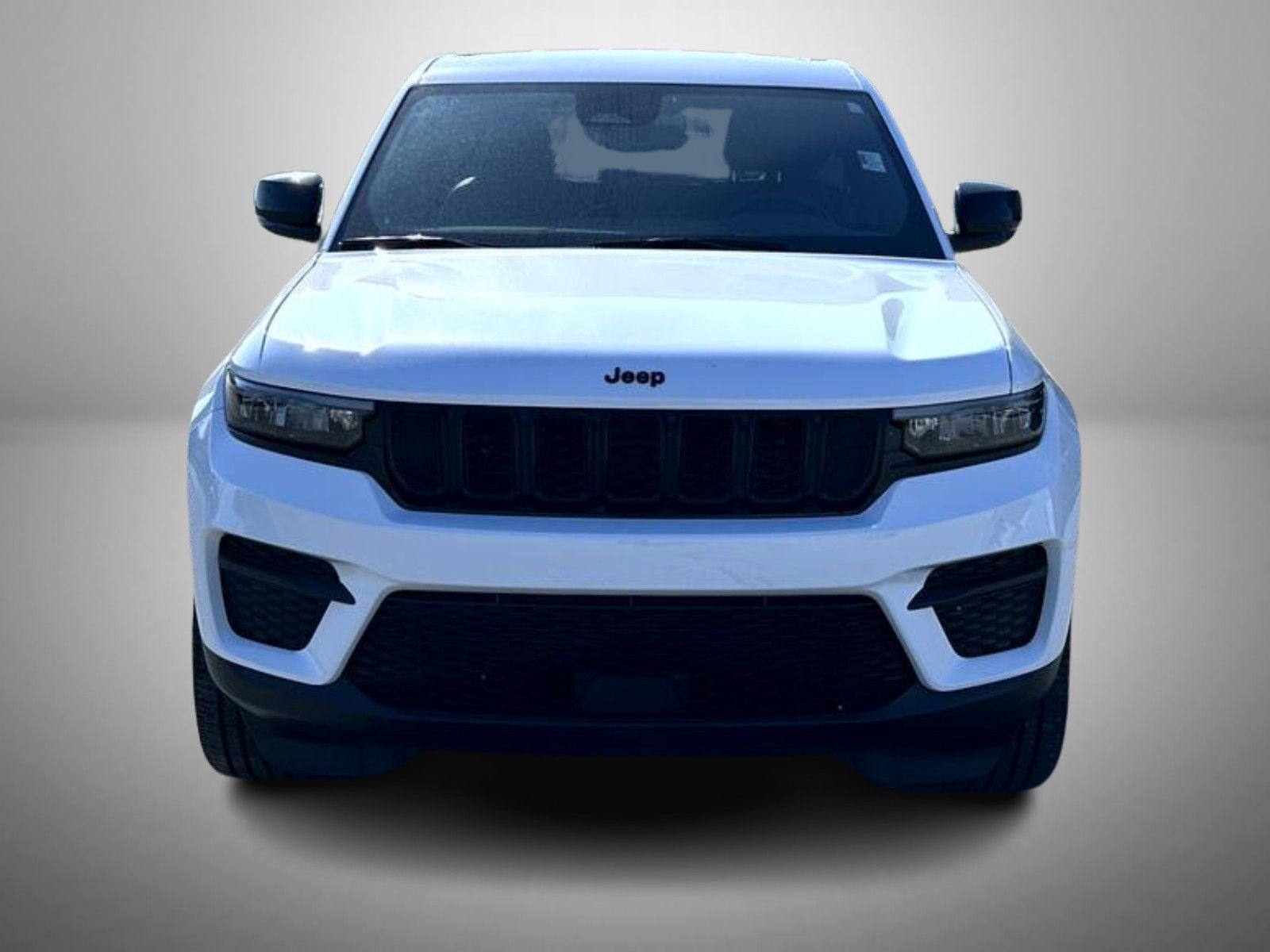 2023 Jeep Grand Cherokee Altitude photo 2