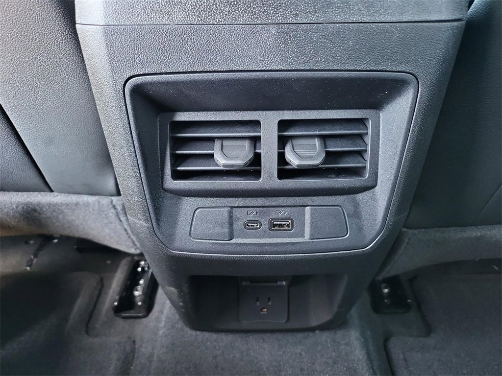 2025 Chevrolet Colorado Work Truck LT photo 11