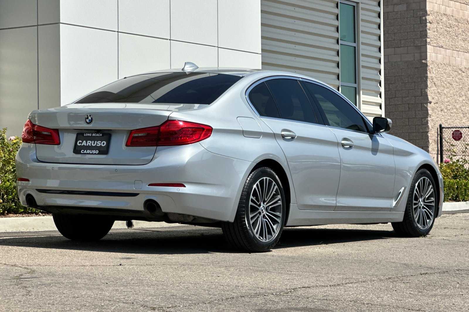 2019 Bmw 530i Sedan photo 4