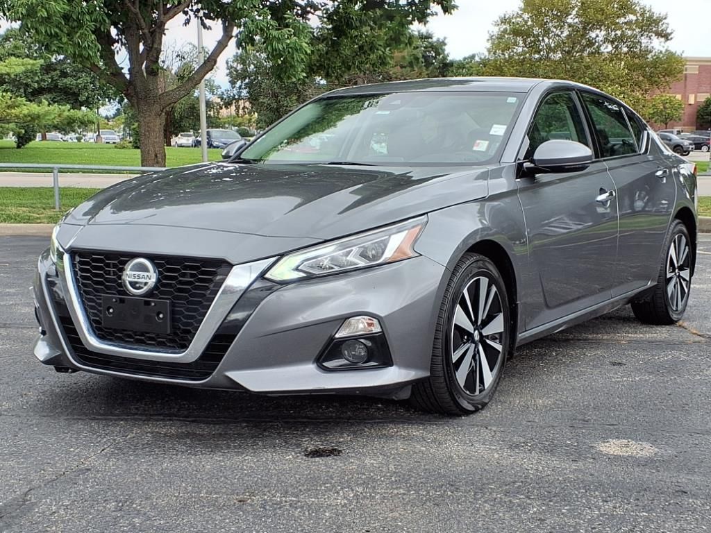 Used 2020 Nissan Altima SL with VIN 1N4BL4EW0LC226133 for sale in Kansas City