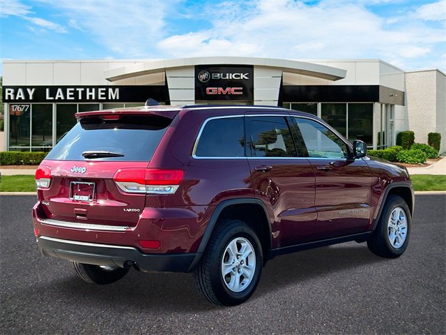 2017 Jeep Grand Cherokee Laredo photo 4