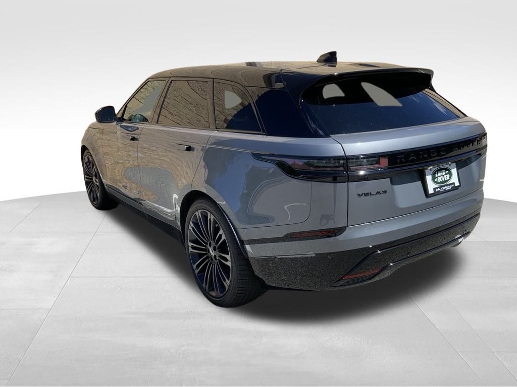 2026 Land Rover Range Rover Velar SE photo 6