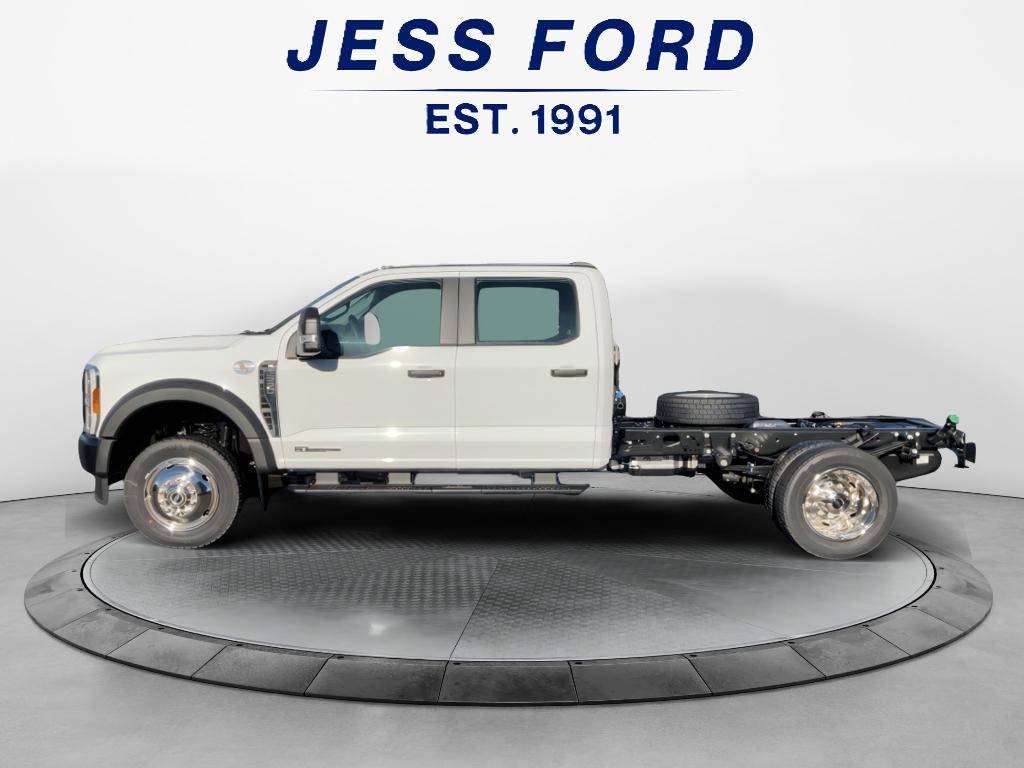 2026 Ford F-550 XL photo 2