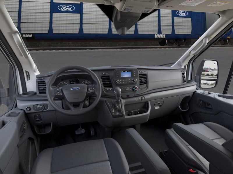 2025 Ford Transit photo 8