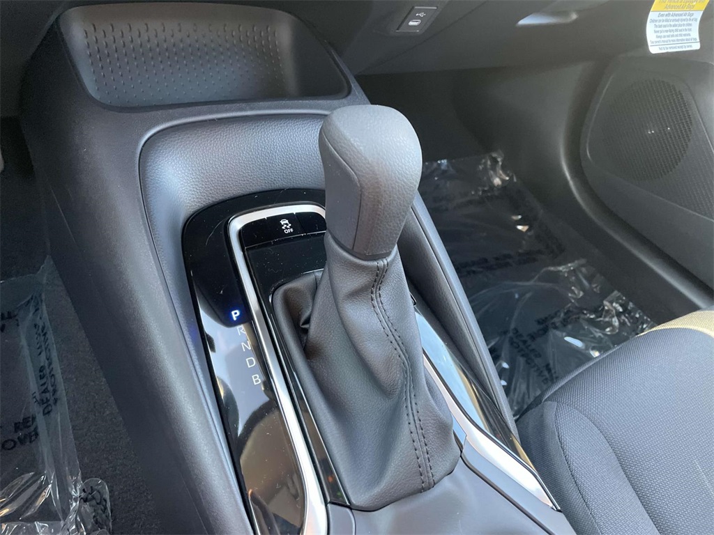2025 Toyota Corolla LE photo 31