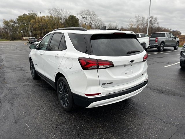 2023 Chevrolet Equinox RS photo 3