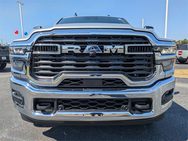2026 Ram 2500 Big Horn photo 8