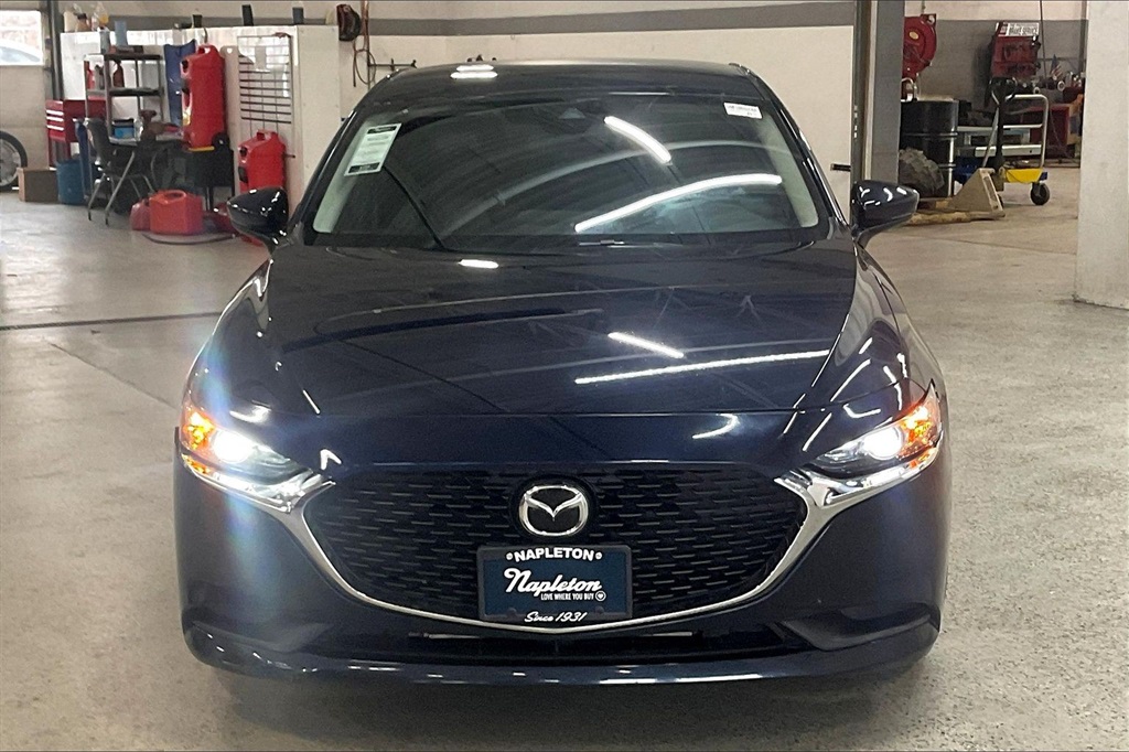 2021 Mazda Mazda3 Select photo 2