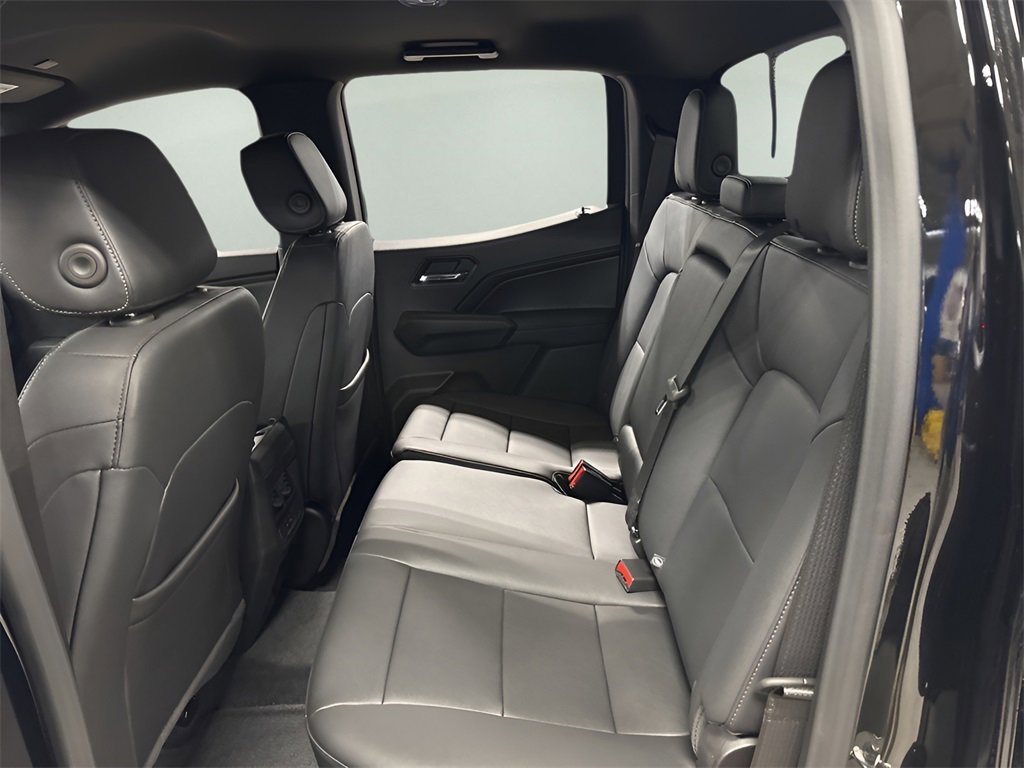 2026 Chevrolet Colorado LT photo 22